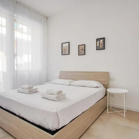 Just Urban Stays - Bilocale Moderno Navigli - Metro M2 Milán