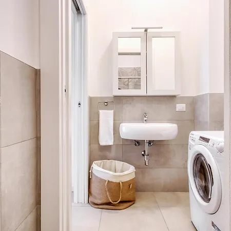 Just Urban Stays - Bilocale Moderno Navigli - Metro M2 Milán